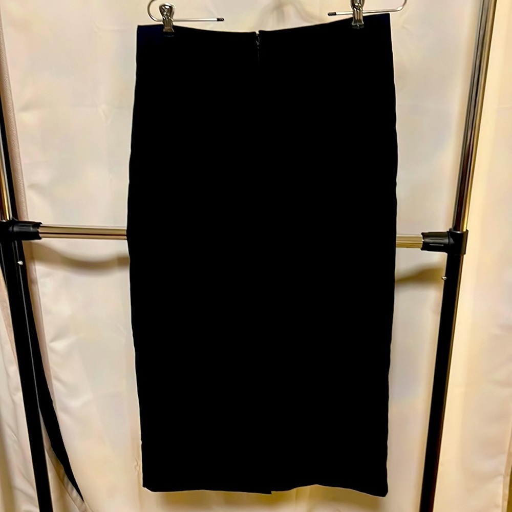 Briggs Black Pencil Skirt